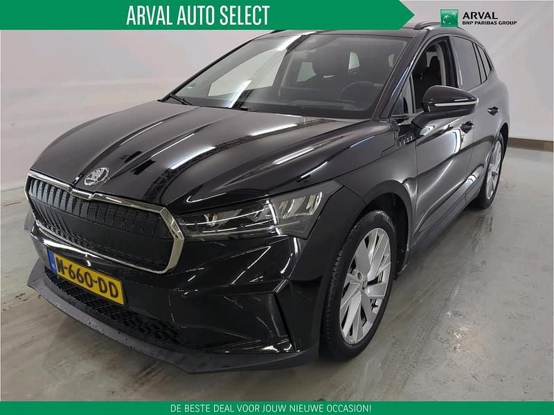 Zwart Gebruikt 2021 Skoda Enyaq iV Comfort SUV | € 26.750 (Eerlijke prijs) - Afbeelding 1/3