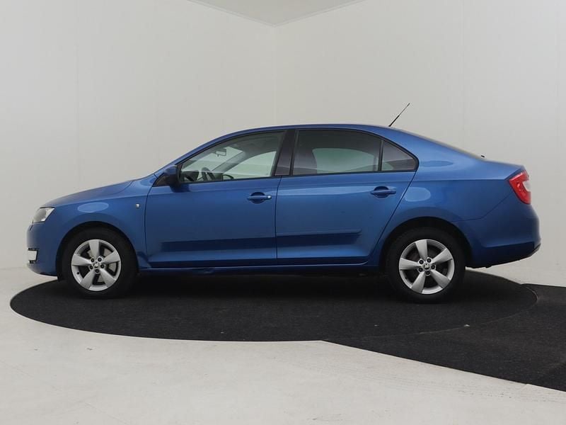 Occasion Skoda Rapid Elegance 104 PK (76 kW) 2014 Blauw Hatchback
