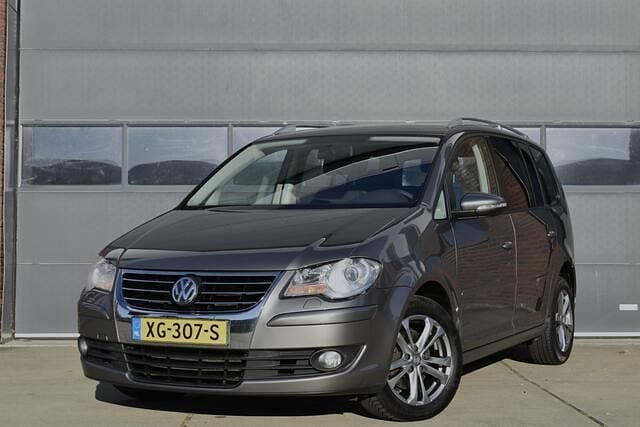 Grijs Gebruikt 2010 VW Touran Comfortline MPV | € 3.950 (Super prijs) - Afbeelding 1/4