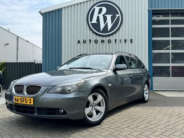 Grijs Gebruikt 2006 BMW 525 Basis Stationwagen | € 3.999 - Afbeelding 1/4