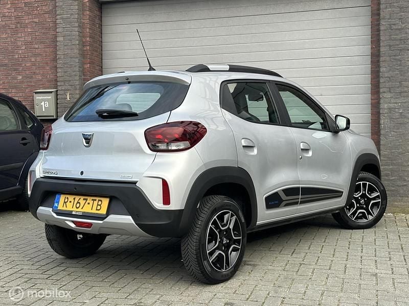 Occasion Dacia Spring Expression 18 kW (25 PK) 2022 Grijs Hatchback