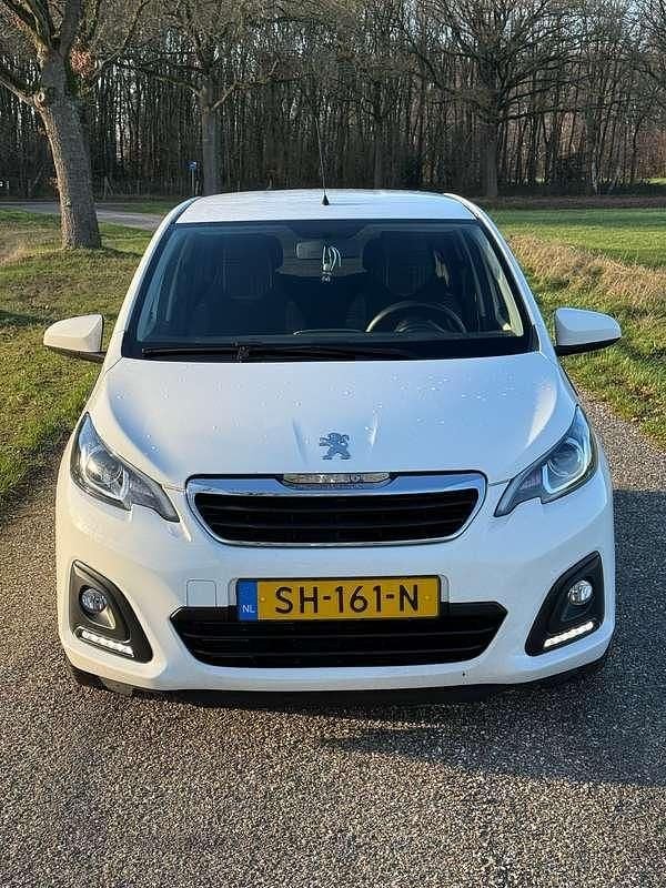 Wit Gebruikt 2018 Peugeot 108 Active Hatchback | € 4.950 (Goede deal) - Afbeelding 1/4