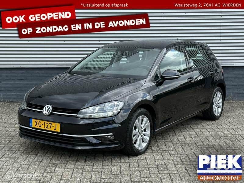Zwart Gebruikt 2018 VW Golf VII Comfortline Hatchback | € 9.999 (Goede deal) - Afbeelding 1/3