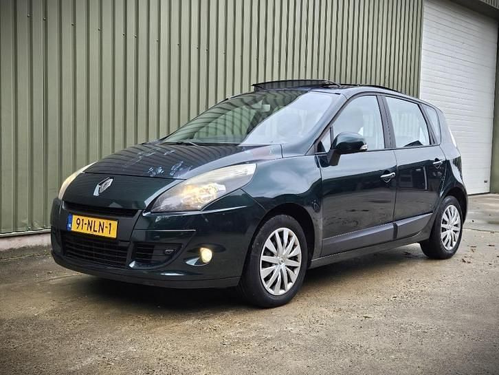 Gebruikt 2010 Renault Scénic III Expression MPV | € 1.950 (Goede deal) - Afbeelding 1/4