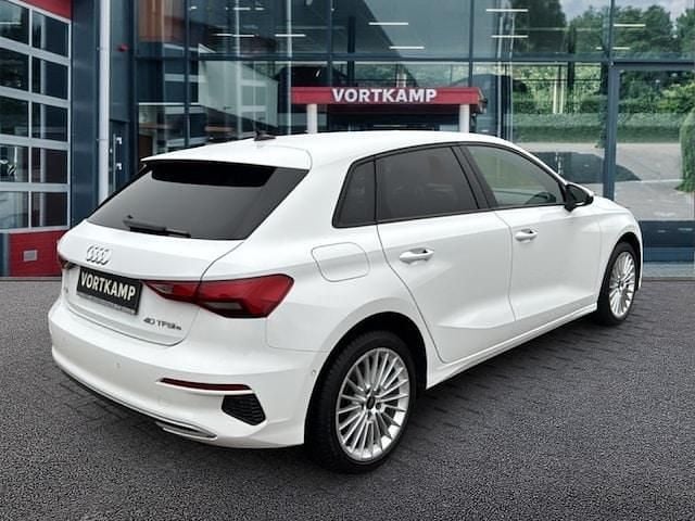 Occasion Audi A3 e-tron Advanced 204 PK (150 kW) 2022 Wit Hatchback