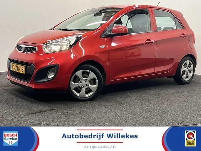 Rood (metallic) Gebruikt 2013 Kia Picanto Comfort Hatchback | € 6.450 (Eerlijke prijs) - Afbeelding 1/4
