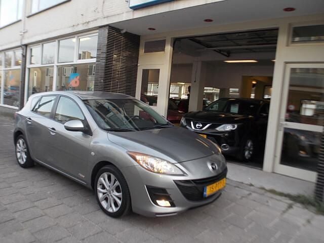 Grijs Gebruikt 2011 Mazda 3 Hatchback | € 6.450 (Eerlijke prijs) - Afbeelding 1/4