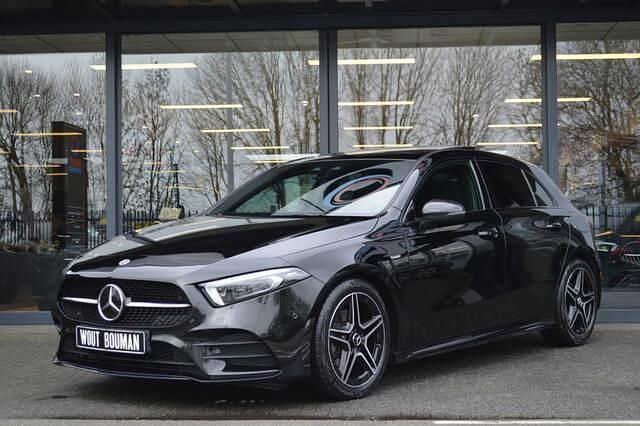 Occasion Mercedes A200 AMG 163 PK (119 kW) 2022 Zwart Hatchback