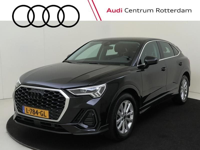 Zwart Gebruikt 2021 Audi Q3 Sportback Business SUV | € 34.950 (Eerlijke prijs) - Afbeelding 1/4