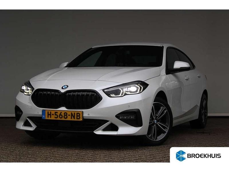 Wit Occasion 2020 BMW 218 Executive Coupé | € 22.400 (Eerlijke prijs) - Afbeelding 1/4