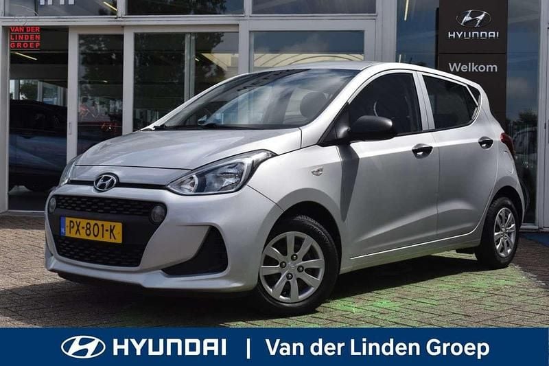 Sleek silver (grijs metallic) Gebruikt 2018 Hyundai i10 Hatchback | € 8.950 (Eerlijke prijs) - Afbeelding 1/4
