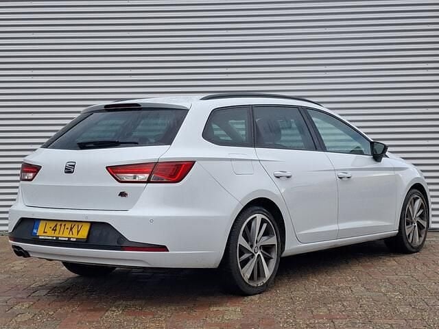 Wit Gebruikt 2014 Seat Leon ST FR Stationwagen | € 8.248 (Goede deal) - Afbeelding 1/4
