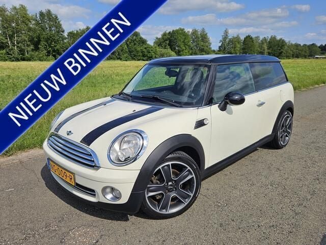 Wit Gebruikt 2008 Mini Cooper Clubman Stationwagen | € 3.999 (Eerlijke prijs) - Afbeelding 1/4