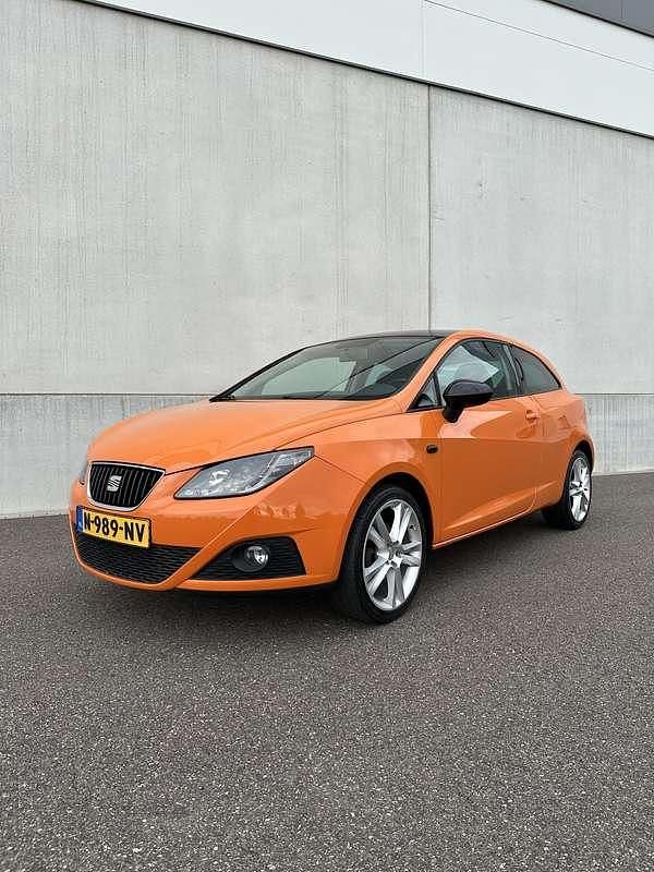 Oranje Gebruikt 2009 Seat Ibiza SC Reference Hatchback | € 3.950 (Eerlijke prijs) - Afbeelding 1/4