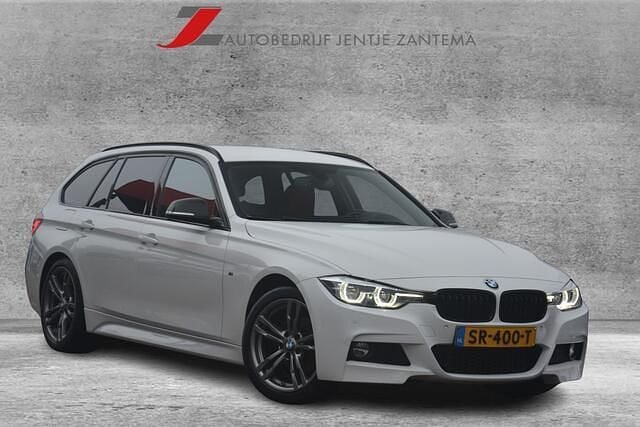 Wit Occasion 2018 BMW 320 Executive Stationwagen | € 18.900 (Goede deal) - Afbeelding 1/4