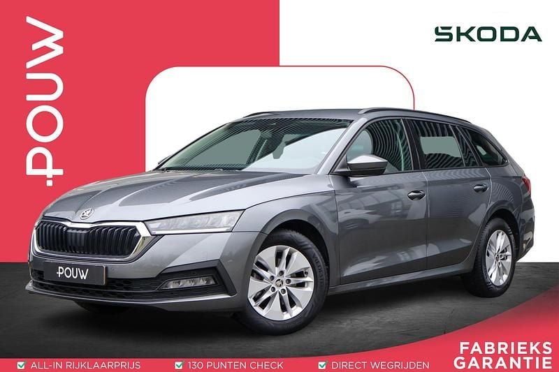 Grijs Gebruikt 2023 Skoda Octavia Ambition Stationwagen | € 22.950 (Eerlijke prijs) - Afbeelding 1/4
