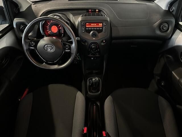 Occasion Toyota Aygo 72 PK (52 kW) 2019 Grijs Hatchback