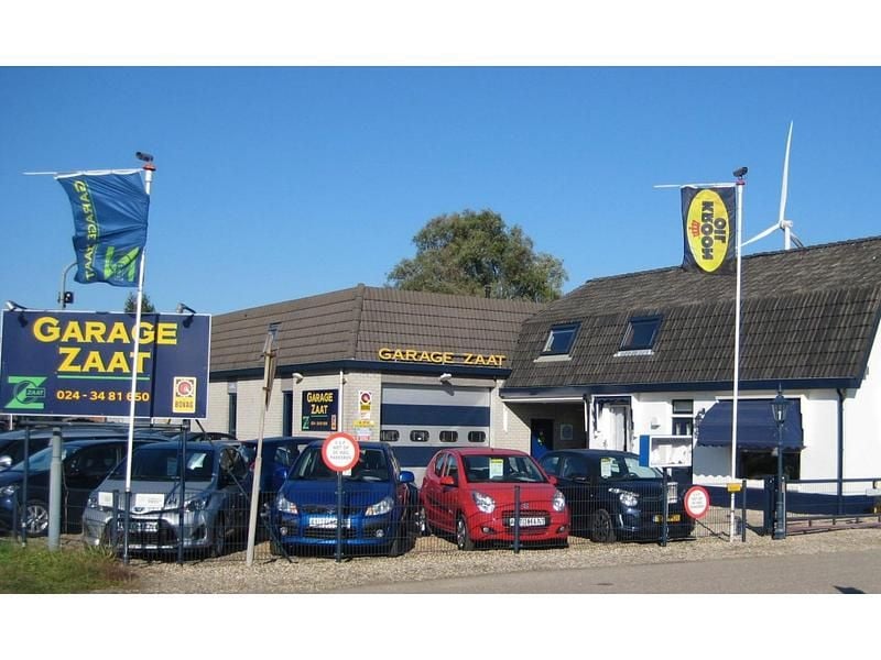 Grijs Gebruikt 2001 Daihatsu YRV MPV | € 3.490 - Afbeelding 1/1