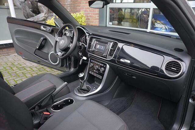 Occasion VW Beetle Exclusive 105 PK (77 kW) 2017 Grijs Hatchback