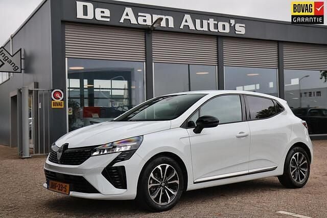Wit Gebruikt 2025 Renault Clio V Techno Hatchback | € 21.800 (Iets duurder) - Afbeelding 1/4