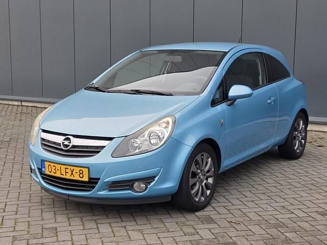 Blauw Gebruikt 2010 Opel Corsa Edition Hatchback | € 950 (Goede deal) - Afbeelding 1/3