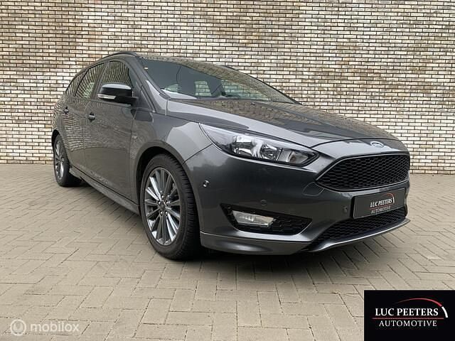 Occasion Ford Focus ST-Line 125 PK (91 kW) 2017 Grijs Stationwagen