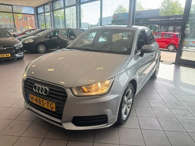 Grijs Gebruikt 2016 Audi A1 Design Hatchback | € 8.950 (Eerlijke prijs) - Afbeelding 1/3