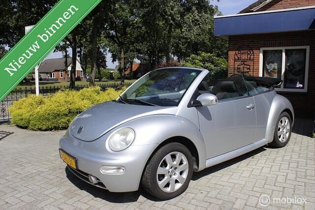 Grijs Gebruikt 2003 VW Beetle Highline Cabriolet | € 2.750 (Eerlijke prijs) - Afbeelding 1/4
