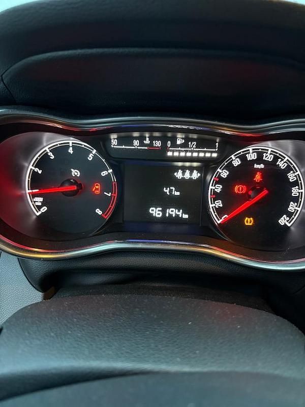 Occasion Opel Karl Cosmo 2015 Rood Hatchback