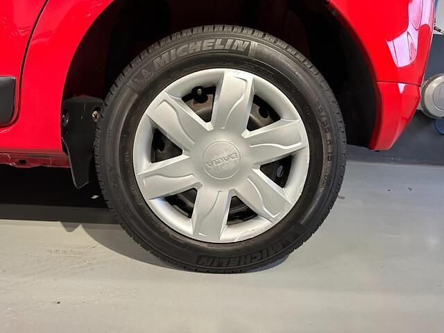 Occasion Dacia Sandero Ambiance 75 PK (55 kW) 2009 Rood Hatchback