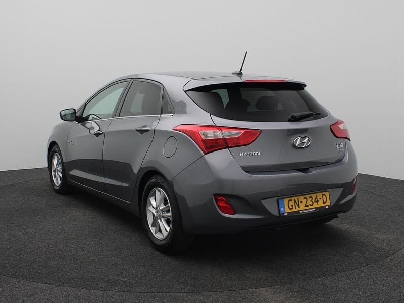 Grijs Occasion 2015 Hyundai i30 Hatchback | € 10.440 (Goede deal) - Afbeelding 1/3