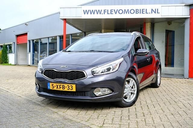 Grijs Gebruikt 2014 Kia Ceed Sportswagon Stationwagen | € 11.950 (Eerlijke prijs) - Afbeelding 1/4