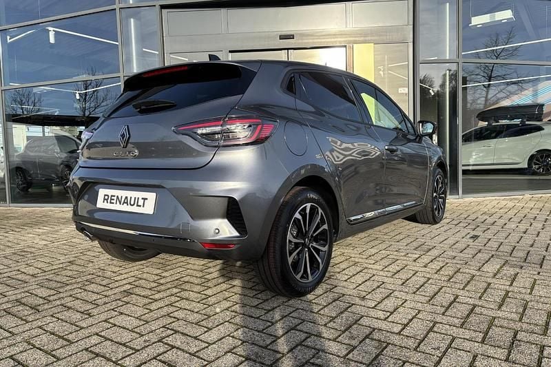 Nieuw Renault Clio V Techno 2026 Grijs Hatchback