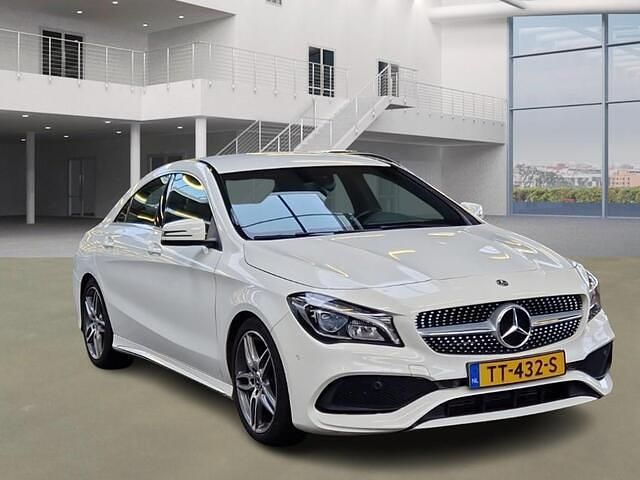 Occasion Mercedes CLA180 Business 122 PK (89 kW) 2018 Wit Sedan