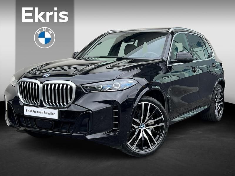 Zwart Occasion 2024 BMW X5 M Sport SUV | € 85.750 (Super prijs) - Afbeelding 1/4