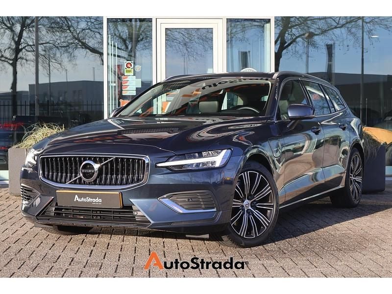 Occasion Volvo V60 Business Edition 253 PK (186 kW) 2020 Blauw Stationwagen