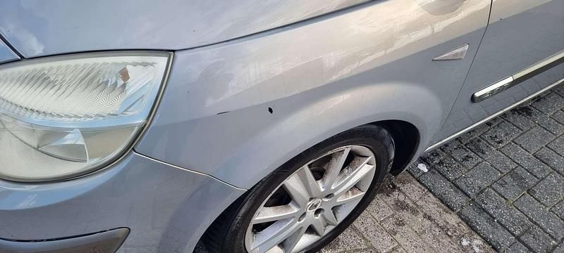 Occasion Renault Scénic II Luxe 163 PK (119 kW) 2005 Grijs MPV