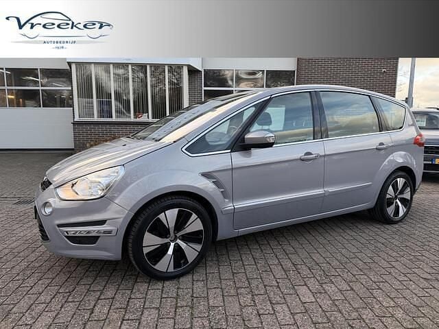 Grijs Gebruikt 2011 Ford S-MAX Titanium MPV | € 9.985 (Eerlijke prijs) - Afbeelding 1/4