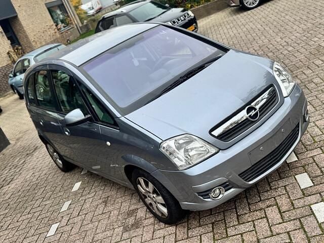 Occasion Opel Meriva Edition 105 PK (77 kW) 2009 Grijs MPV