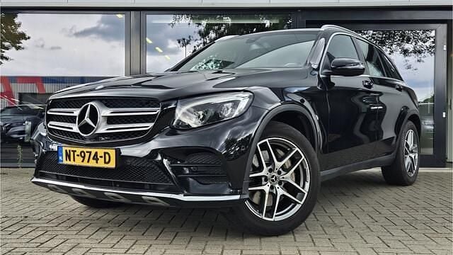 Zwart Gebruikt 2017 Mercedes GLC250 Ambition SUV | € 23.800 (Super prijs) - Afbeelding 1/4