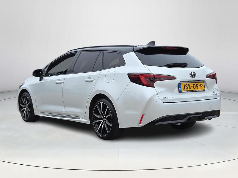 Occasion Toyota Corolla Hybrid Sport 2025 Wit Stationwagen