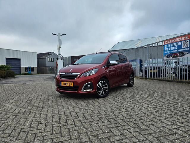 Rood Gebruikt 2020 Peugeot 108 Allure Hatchback | € 11.500 (Eerlijke prijs) - Afbeelding 1/4