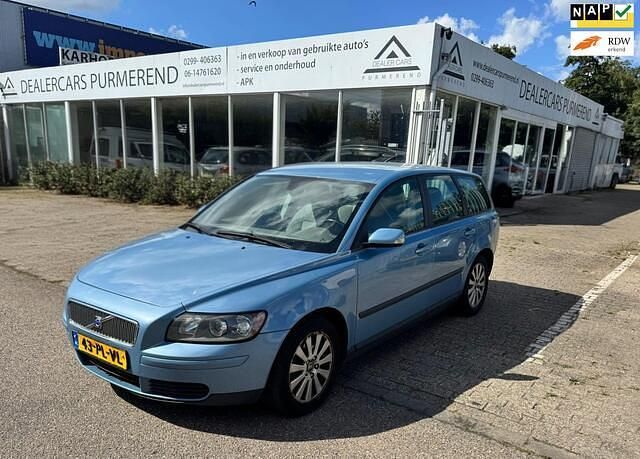 Blauw Gebruikt 2004 Volvo V50 Momentum Stationwagen | € 850 (Eerlijke prijs) - Afbeelding 1/4