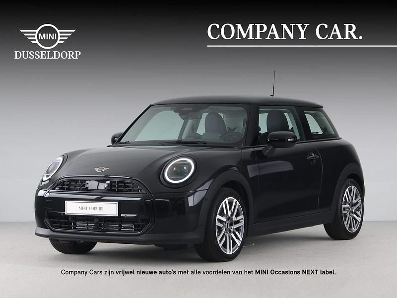 Zwart Gebruikt 2025 Mini Cooper Classic Hatchback | € 37.950 - Afbeelding 1/4