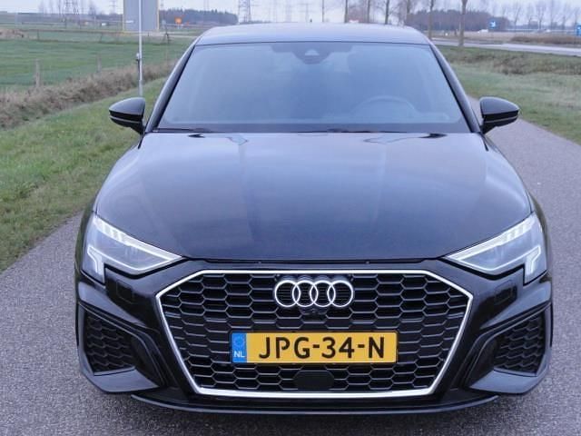Occasion Audi A3 Sportback e-tron Competition 2024 Zwart Hatchback