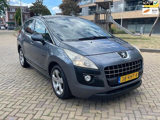 Grijs Gebruikt 2011 Peugeot 3008 MPV | € 4.450 (Eerlijke prijs) - Afbeelding 1/4