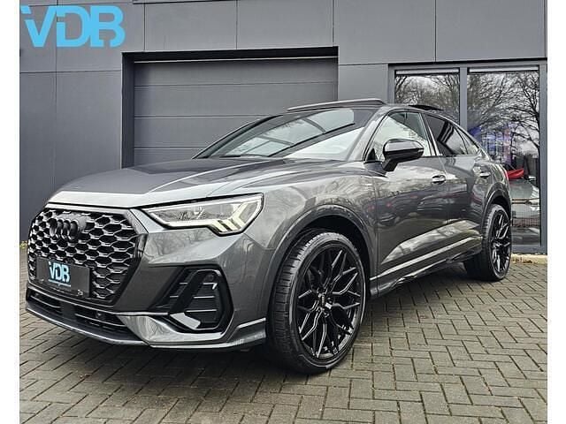Occasion Audi Q3 Sportback Black Edition 150 PK (110 kW) 2024 Grijs SUV