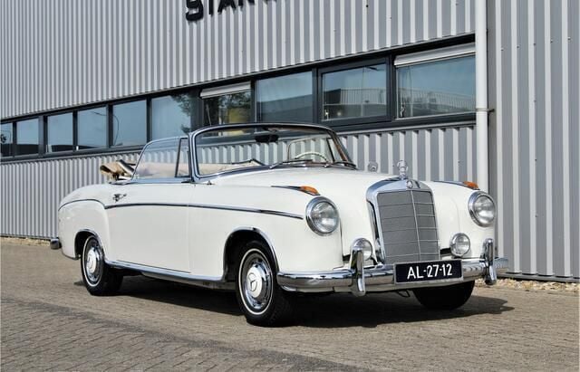 Wit Occasion 1959 Mercedes 220 Cabriolet | € 129.950 - Afbeelding 1/4