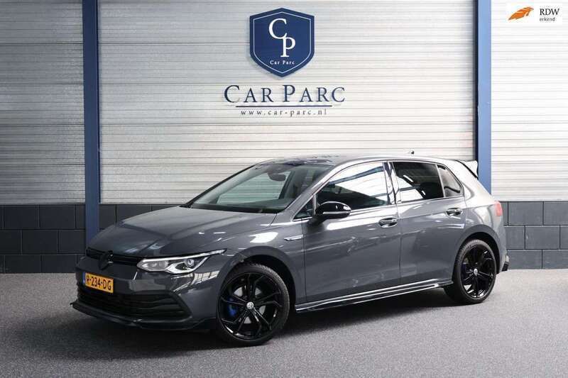 Grijs Gebruikt 2020 VW Golf VIII R-line Hatchback | € 27.495 (Eerlijke prijs) - Afbeelding 1/4