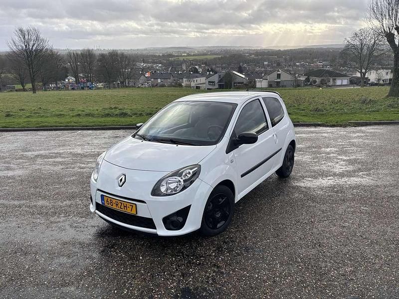 Wit Gebruikt 2011 Renault Twingo Collection Hatchback | € 2.750 (Eerlijke prijs) - Afbeelding 1/4